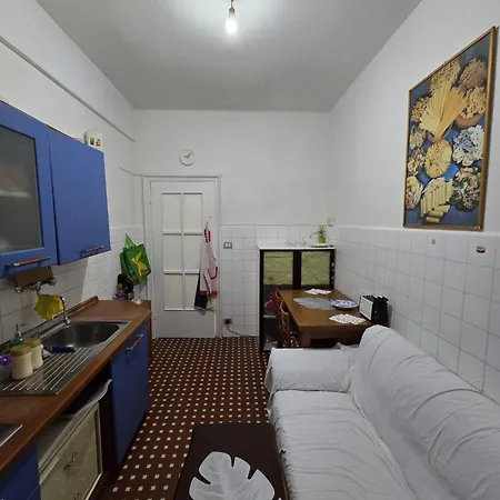 Homestay Pr Casa Solari Genoa